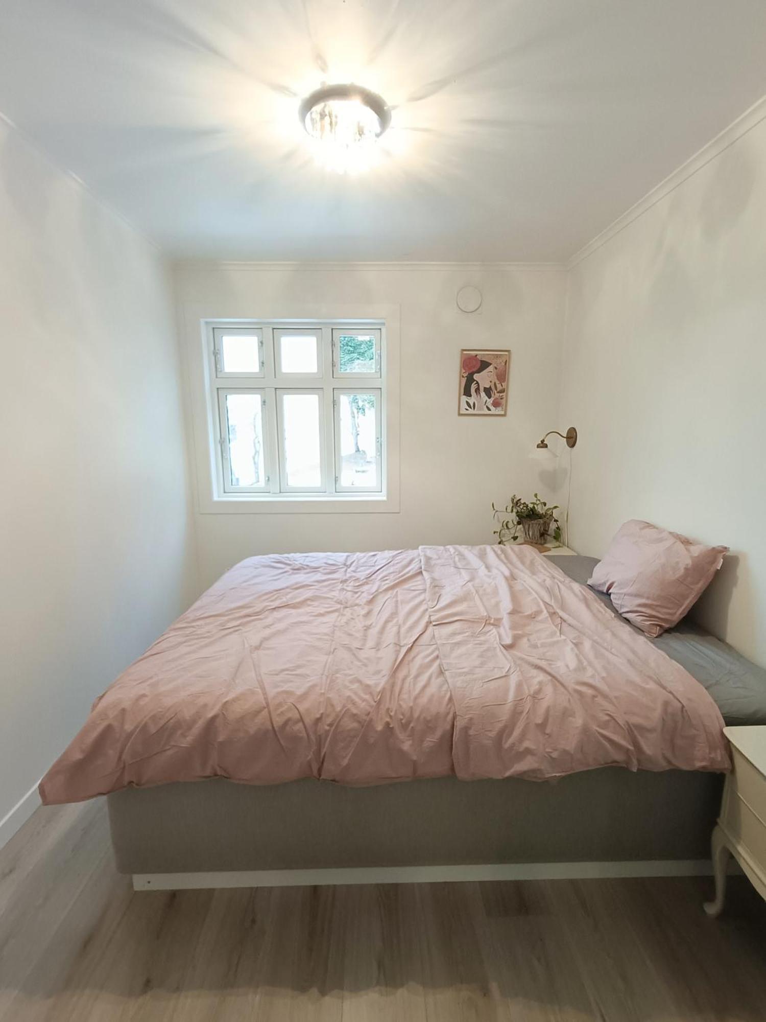 Charming House In Ulsteinvik With Free Parking Villa Buitenkant foto
