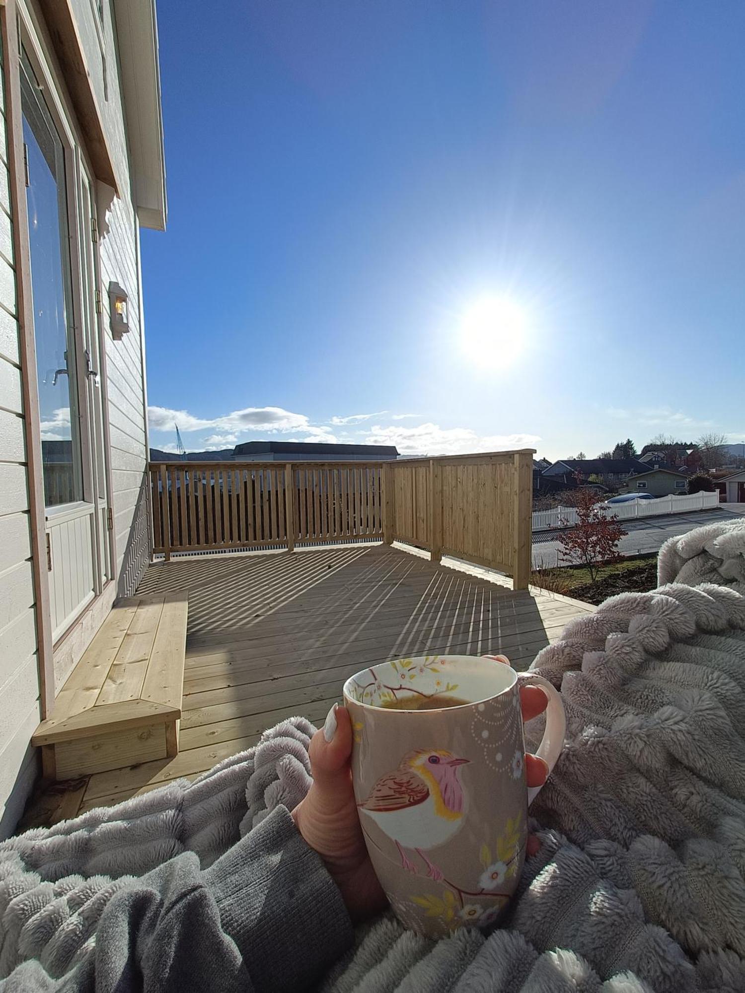 Charming House In Ulsteinvik With Free Parking Villa Buitenkant foto